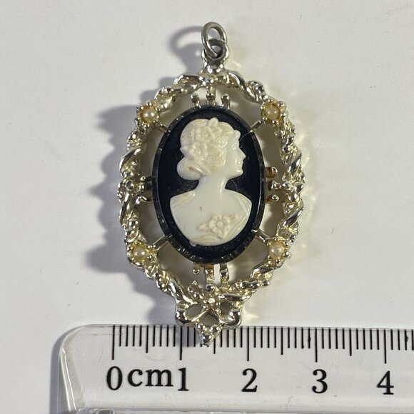Victorian Revival Baroque Black Glass Cameo Goddess Mourning Pendant - Picture 2 of 4